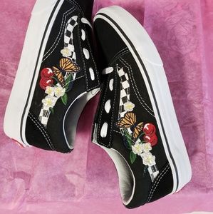 Vans Slip-On Checker Floral Black Skate Shoes
